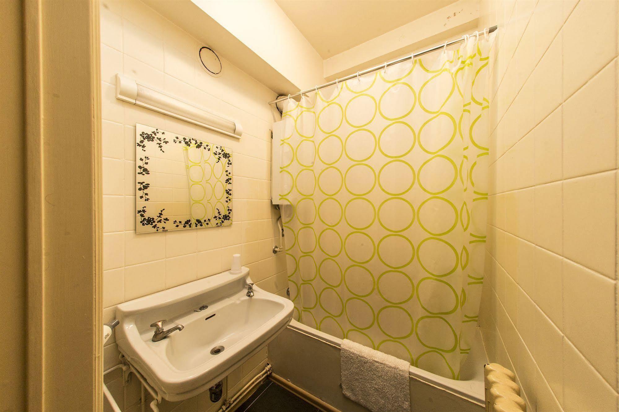 Rentbynight Aparthotel Brüksel Dış mekan fotoğraf