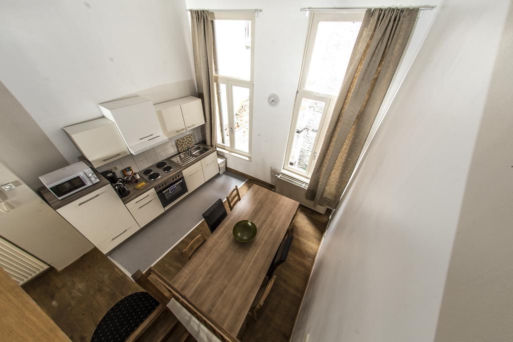 Rentbynight Aparthotel Brüksel Oda fotoğraf