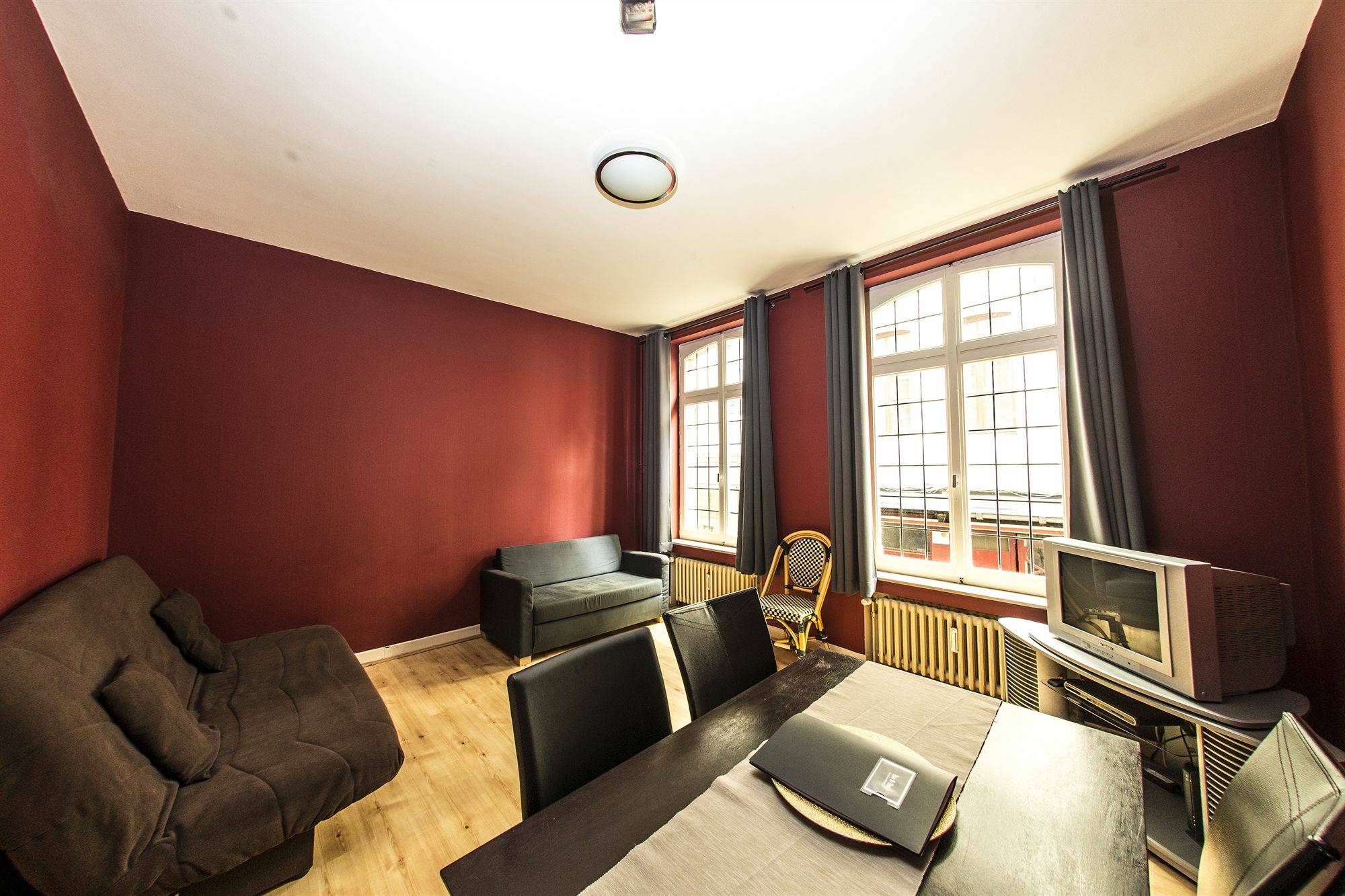 Rentbynight Aparthotel Brüksel Dış mekan fotoğraf