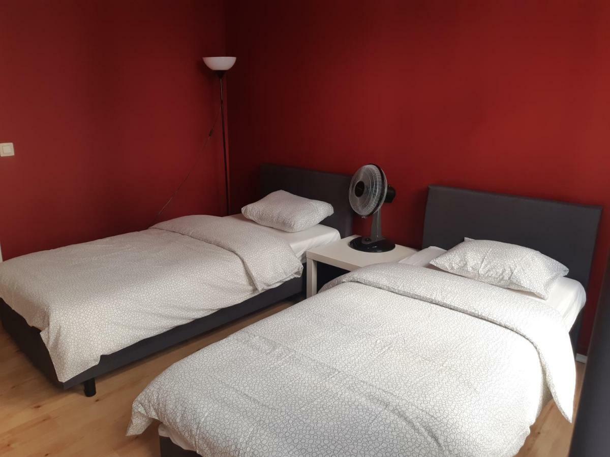 Rentbynight Aparthotel Brüksel Dış mekan fotoğraf